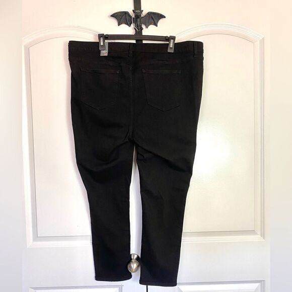 Torrid Black Sky High Skinny Premium Stretch High-Rise Jean Distressed N… - Picture 6 of 15